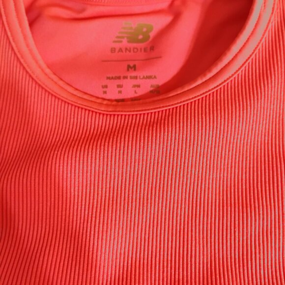 New Balance Bandier Coral Salmon Sports Top Elastic Waist Size Medium - Picture 4 of 6